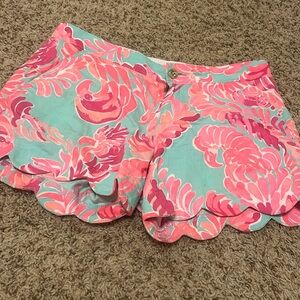 Lilly Pulitzer Size 4 shorts pink blue boutique